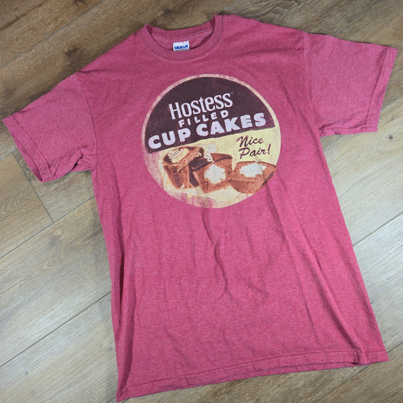 Hostess Cupcakes T Shirt Mens M Ultra Cotton Nice Pair Twinkie Funny Y2K Graphic - Picture 1 of 6